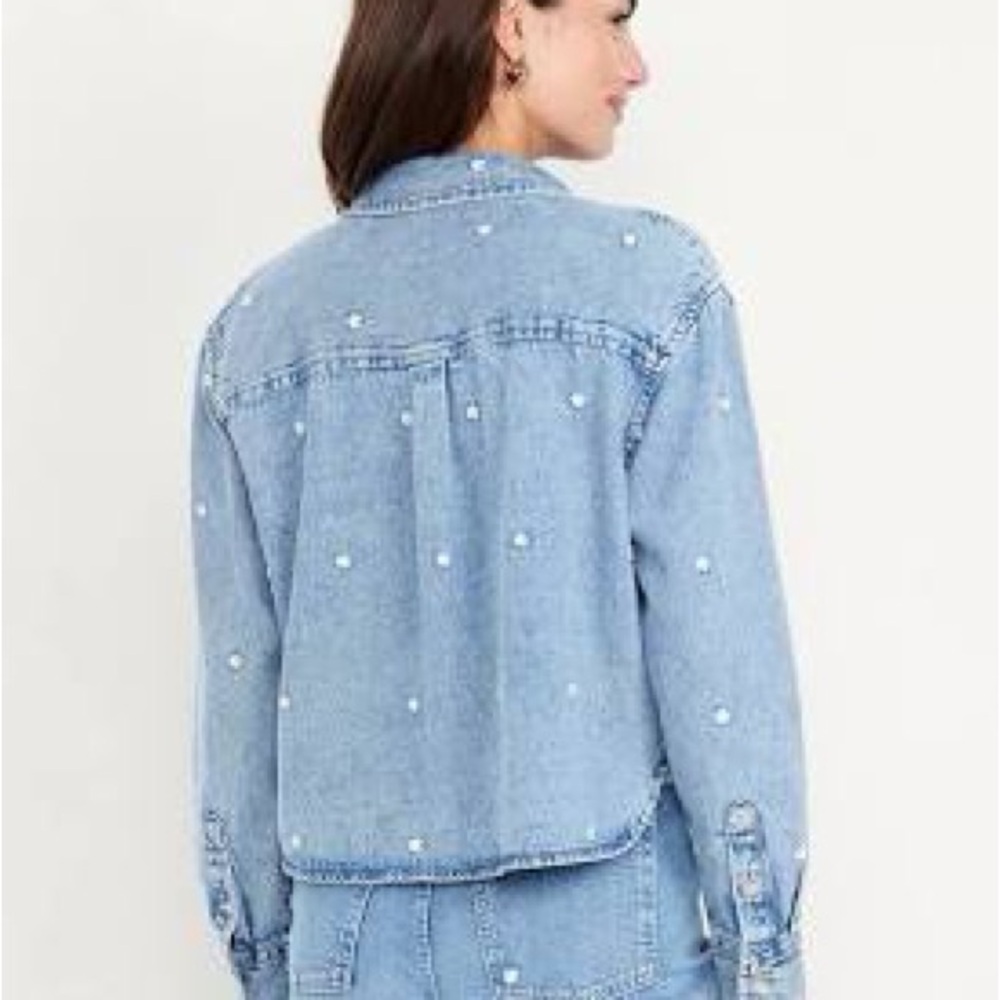 Old Navy cropped daisy floral denim jean shirt